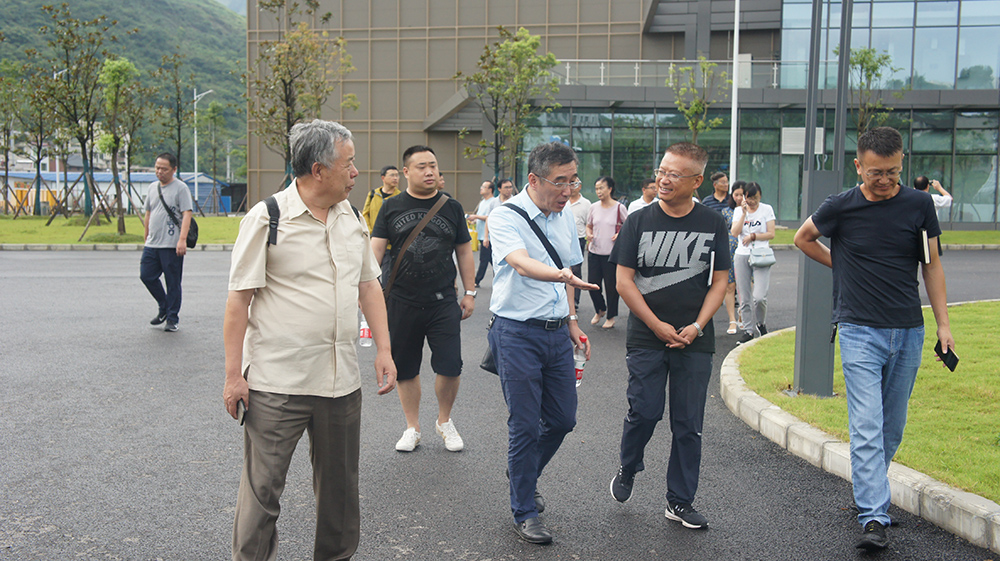 1709545278825267.jpg 6cdb14e51beca511b78d58dba6e134ee_1MnuizwbSL6NBttBhVh0_Q.jpg